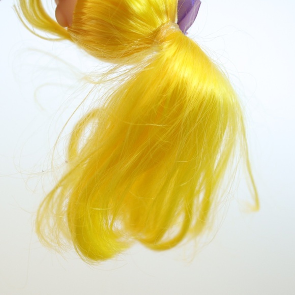 The Rainbow Brite 5.5inch Poseable Fashion Doll - Picture 8 of 8